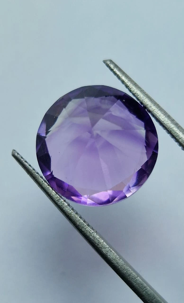 7.9ct Natural Amethyst Round Cut Loose Gemstone from Nigeria — view 2